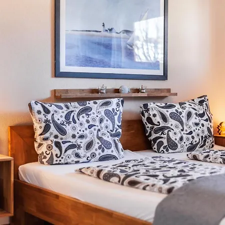 Strandburg 6 *